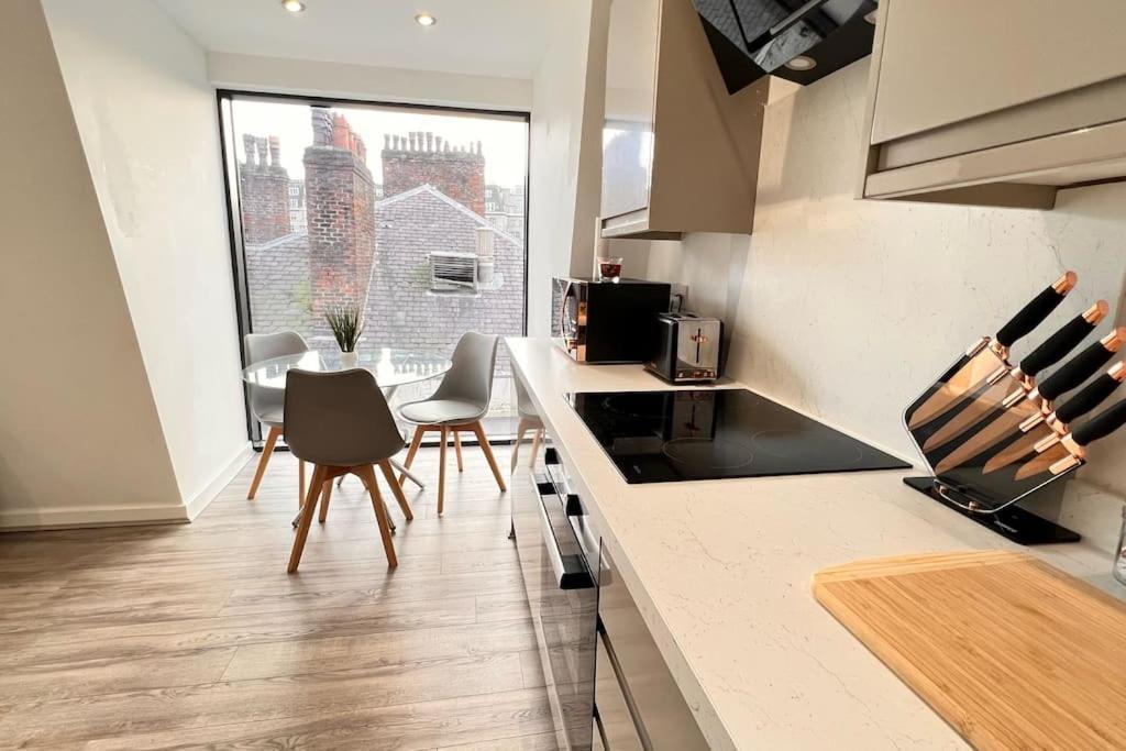 Top Floor Gem In Liverpool City Centre Διαμέρισμα Εξωτερικό φωτογραφία